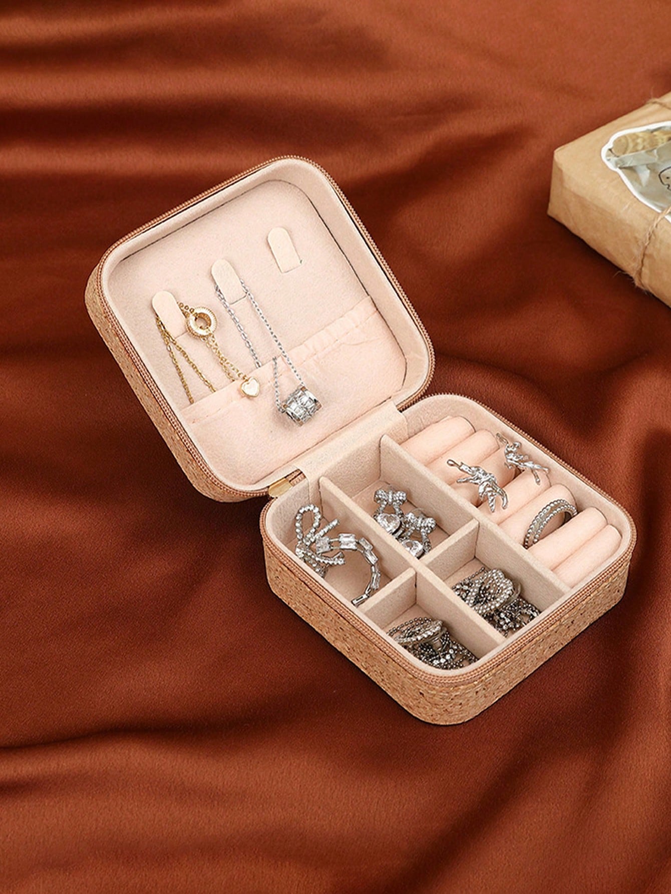 Estojo de joias quadrado com p - Accessories Travel Jewelry Box avaliação e preço